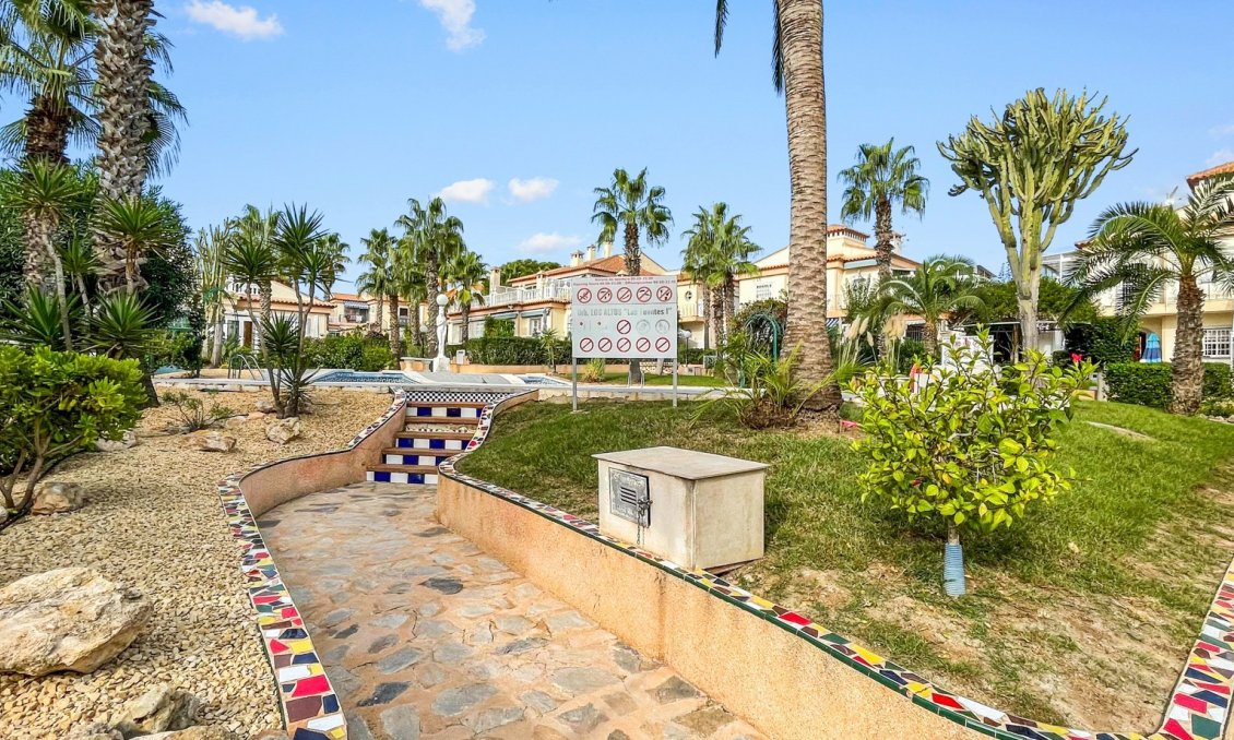 Használt Ingatlanok - Apartman -
Orihuela Costa - Costa Blanca