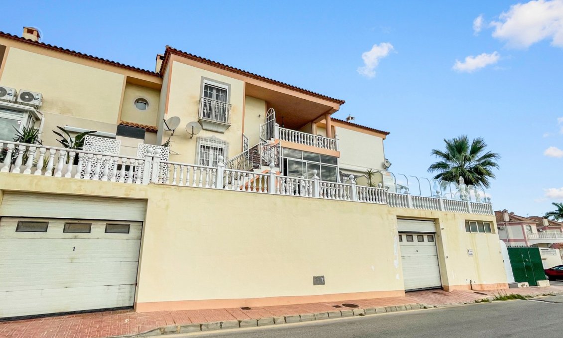 Használt Ingatlanok - Apartman -
Orihuela Costa - Costa Blanca