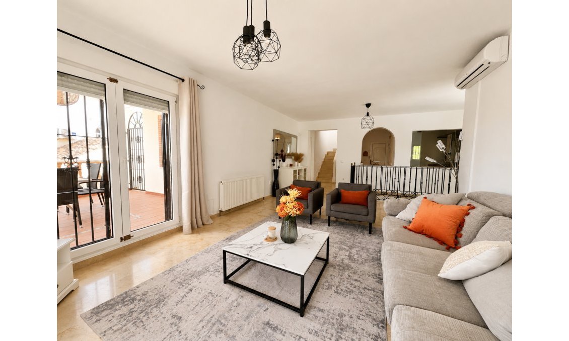 Használt Ingatlanok - Villa -
Orihuela Costa - Costa Blanca