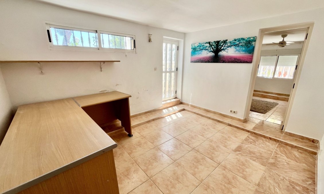 Használt Ingatlanok - Villa -
Orihuela Costa - Costa Blanca