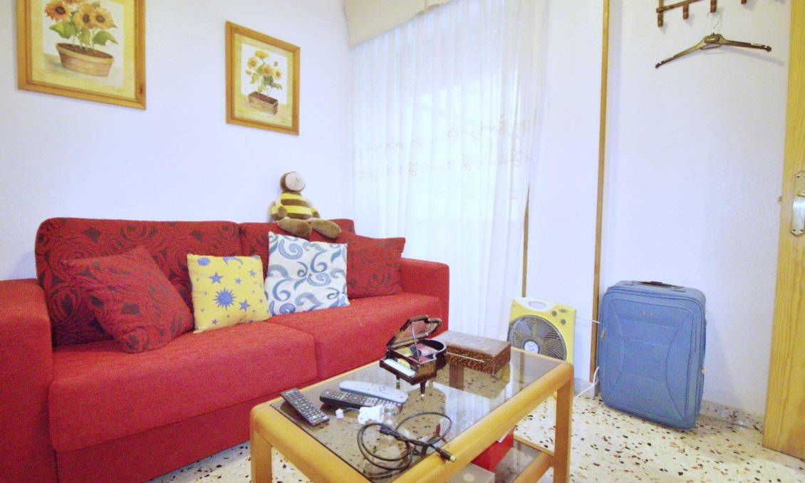 Wiederverkauf - Wohnung -
Alicante - Benalua