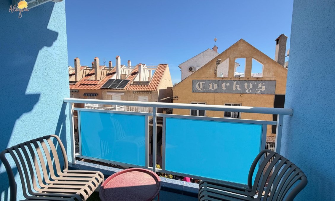 Használt Ingatlanok - Apartman -
Torrevieja - Estacion De Autobuses