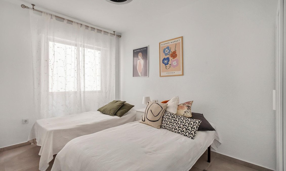 Wiederverkauf - Wohnung -
Torrevieja - Playa de los Locos