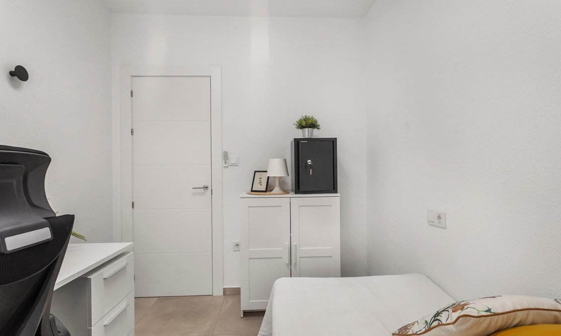 Wiederverkauf - Wohnung -
Torrevieja - Playa de los Locos