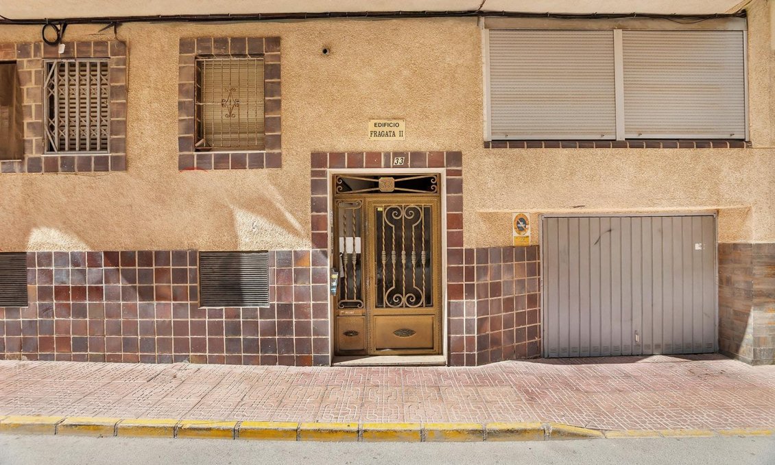 Wiederverkauf - Wohnung -
Torrevieja - Playa de los Locos