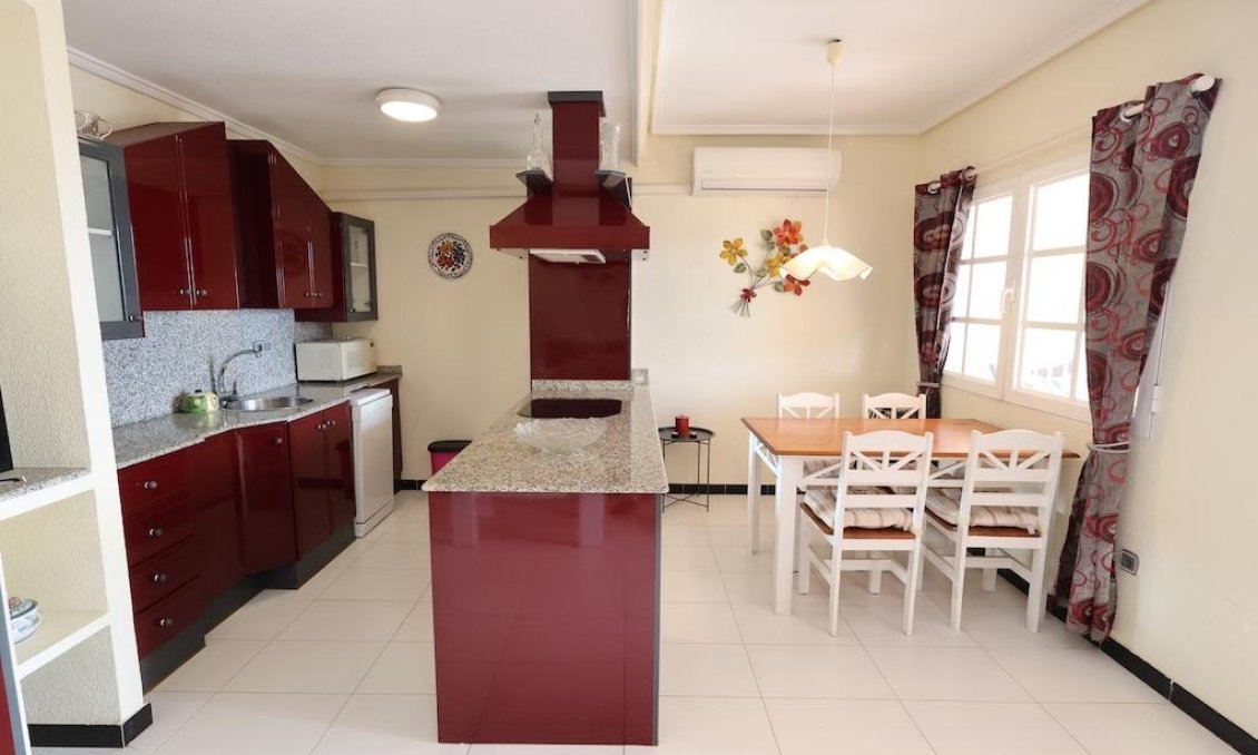 Resale - Apartment -
Torrevieja - Costa Blanca