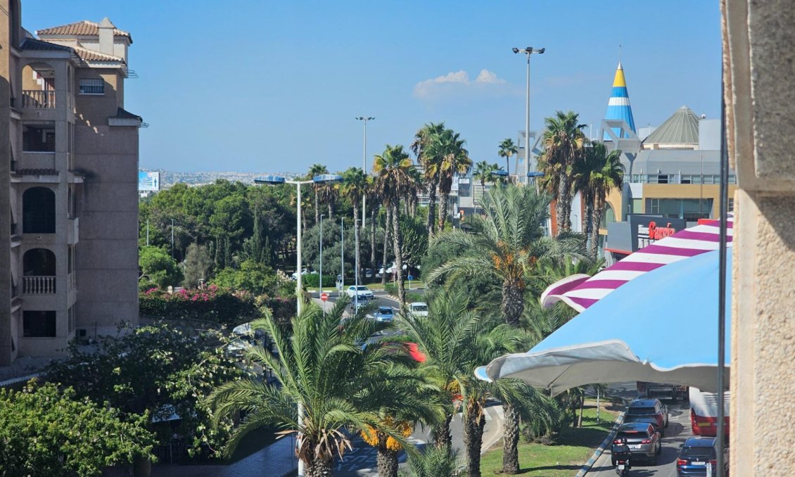 Resale - Apartment -
Torrevieja - PARQUE DE LAS NACIONES