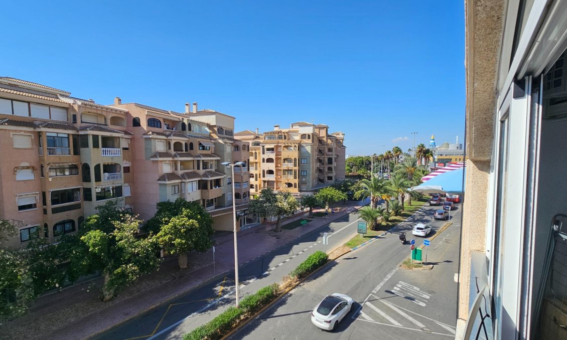 Resale - Apartment -
Torrevieja - PARQUE DE LAS NACIONES