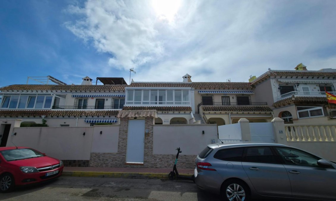 Wiederverkauf - Bungalow -
Torrevieja - Zona Los Frutales