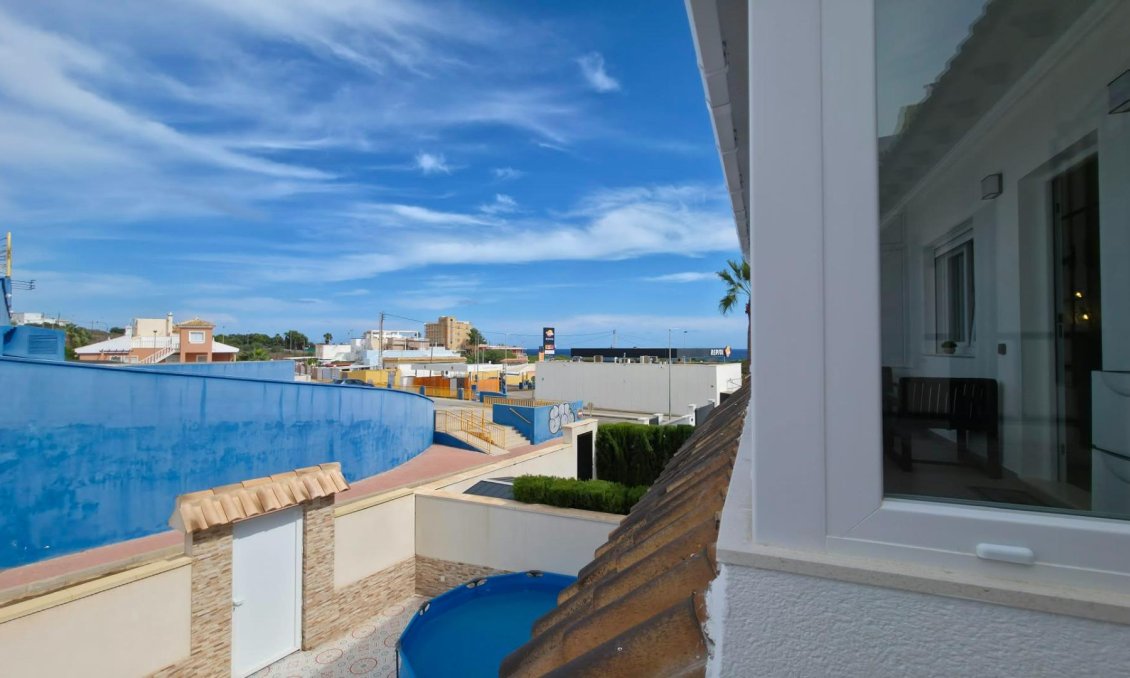 Wiederverkauf - Bungalow -
Torrevieja - Zona Los Frutales