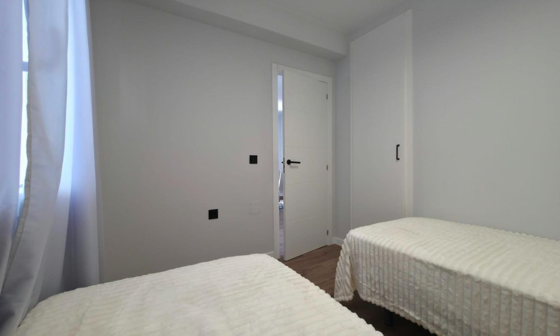 Wiederverkauf - Bungalow -
Torrevieja - Zona Los Frutales