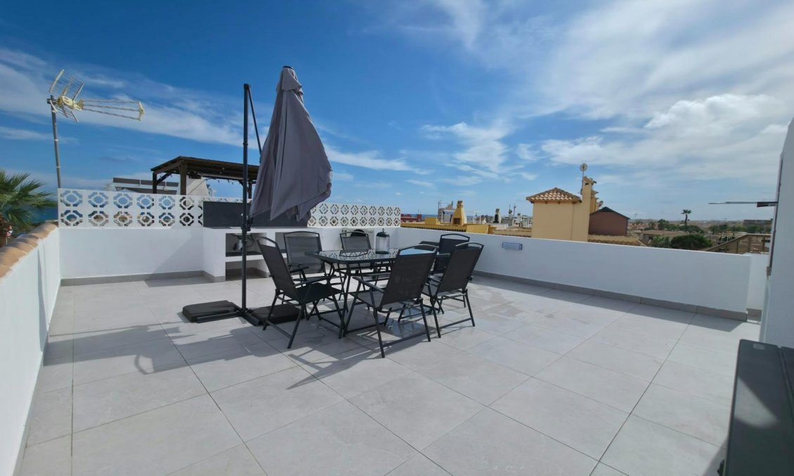 Wiederverkauf - Bungalow -
Torrevieja - Zona Los Frutales