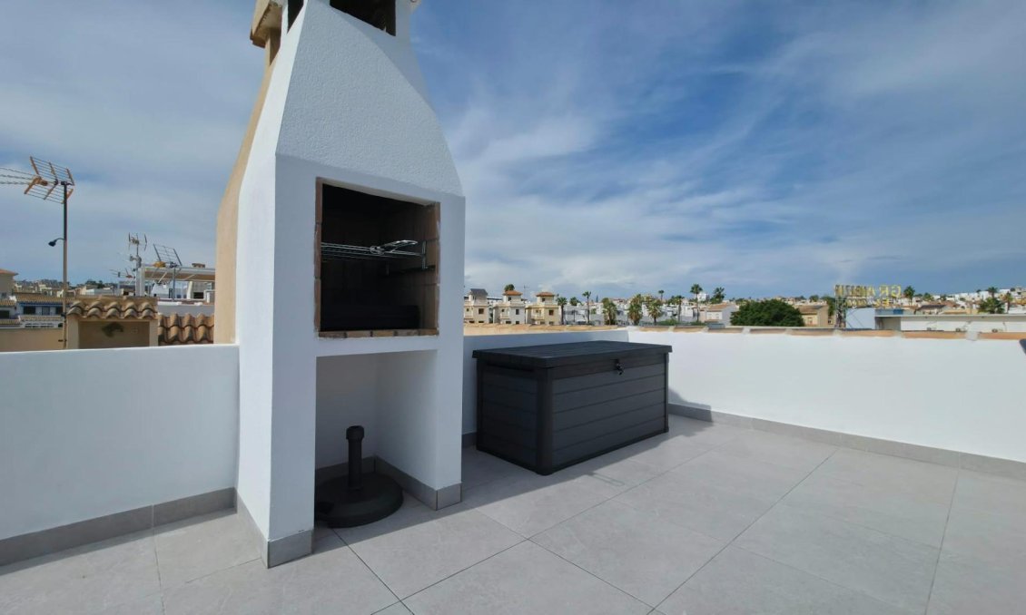 Wiederverkauf - Bungalow -
Torrevieja - Zona Los Frutales