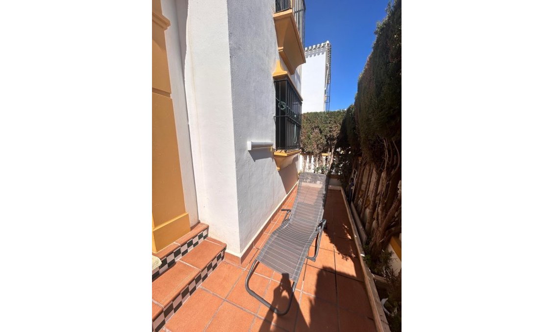 Wiederverkauf - Bungalow -
Torrevieja - Torre La Mata