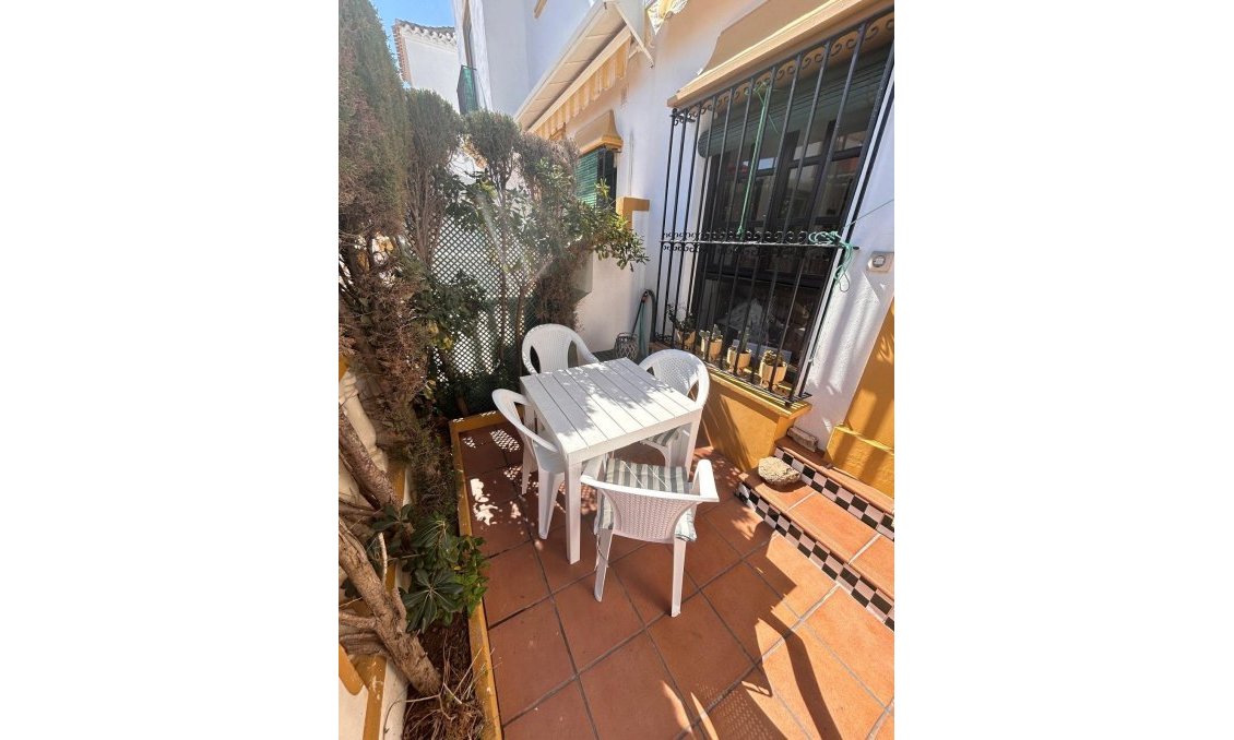 Wiederverkauf - Bungalow -
Torrevieja - Torre La Mata
