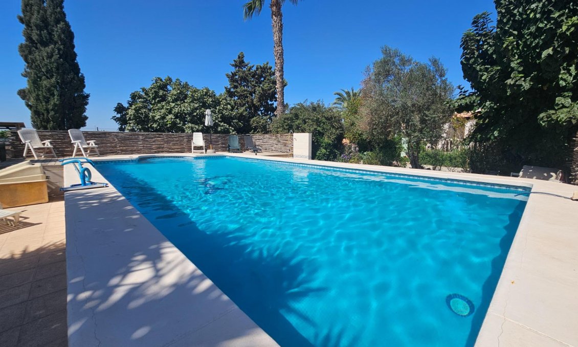 Wiederverkauf - Villa -
Orihuela - Molins-campaneta-san Bartolomé