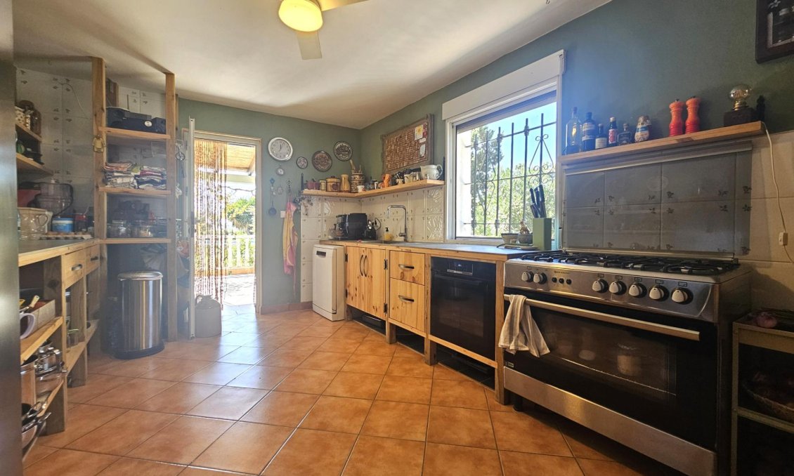 Wiederverkauf - Villa -
Orihuela - Molins-campaneta-san Bartolomé