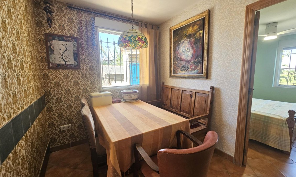 Wiederverkauf - Villa -
Orihuela - Molins-campaneta-san Bartolomé
