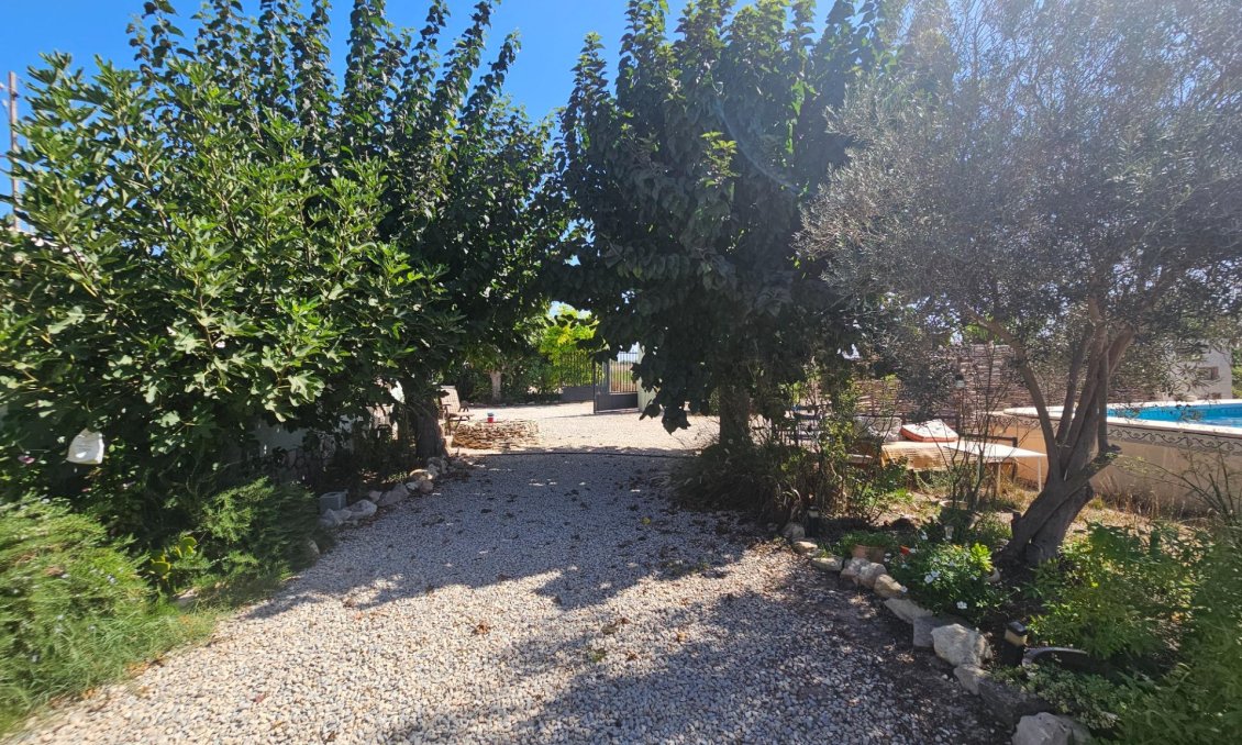 Wiederverkauf - Villa -
Orihuela - Molins-campaneta-san Bartolomé