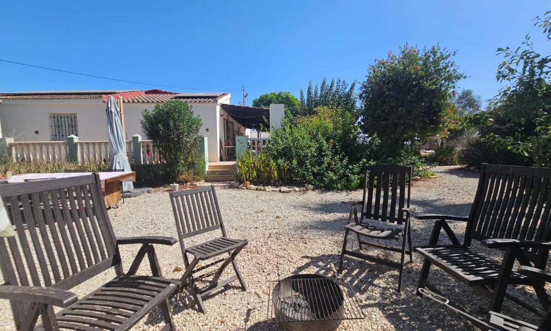 Wiederverkauf - Villa -
Orihuela - Molins-campaneta-san Bartolomé
