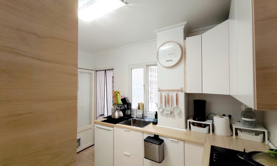 Resale - Apartment -
Torrevieja - Costa Blanca
