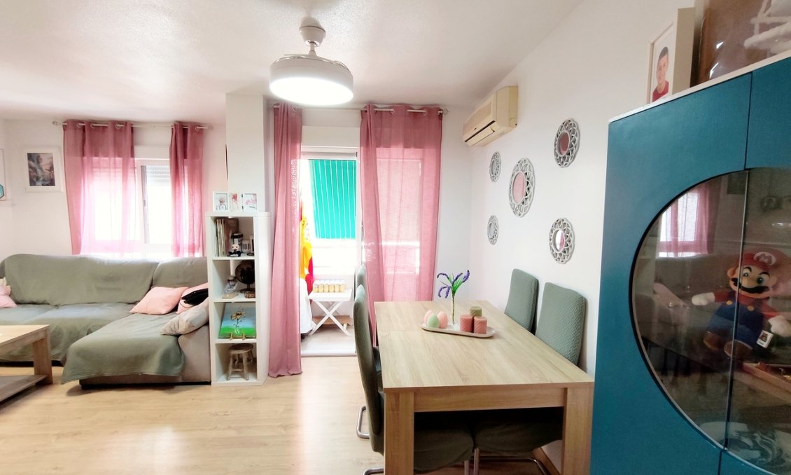 Resale - Apartment -
Torrevieja - Costa Blanca