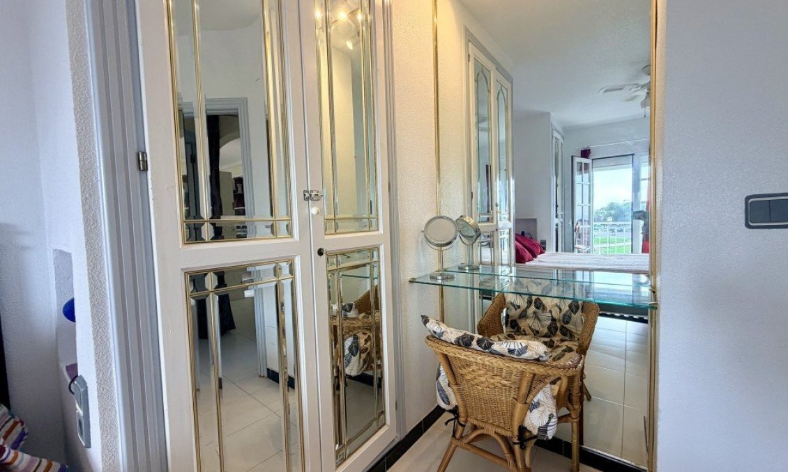 Segunda mano - Bungalow -
Torrevieja - Costa Blanca