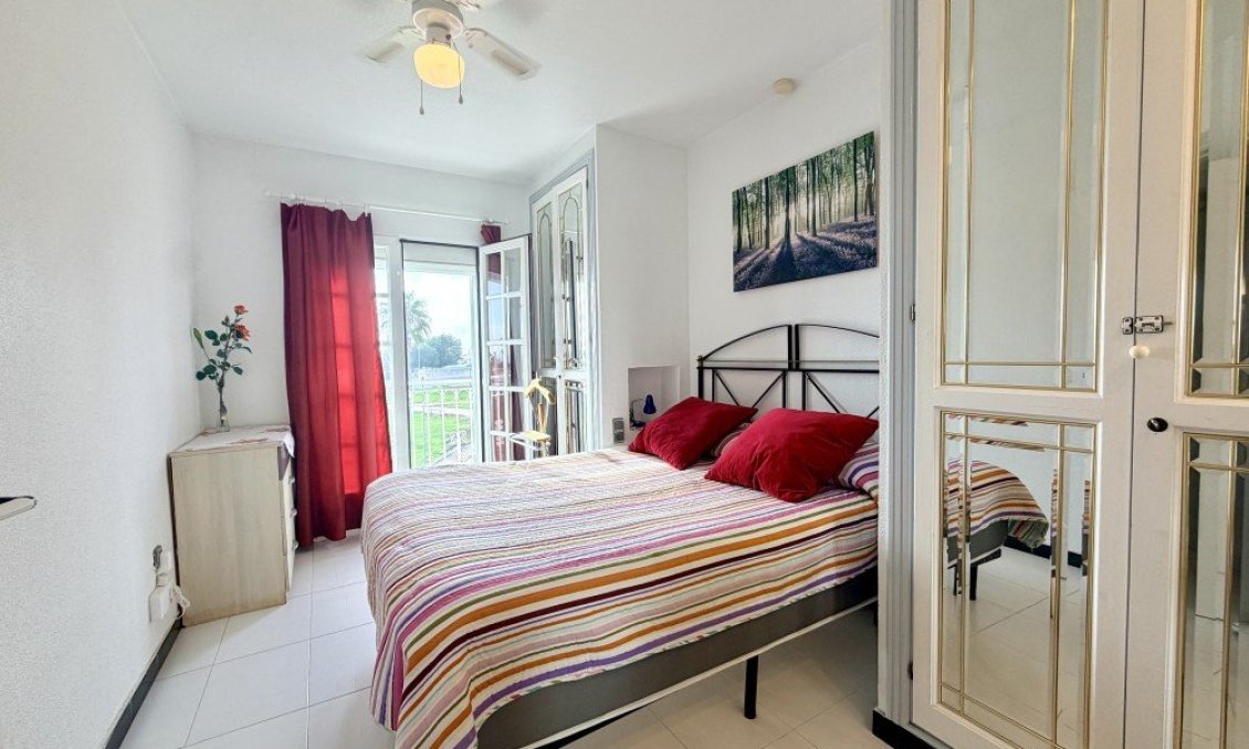 Segunda mano - Bungalow -
Torrevieja - Costa Blanca