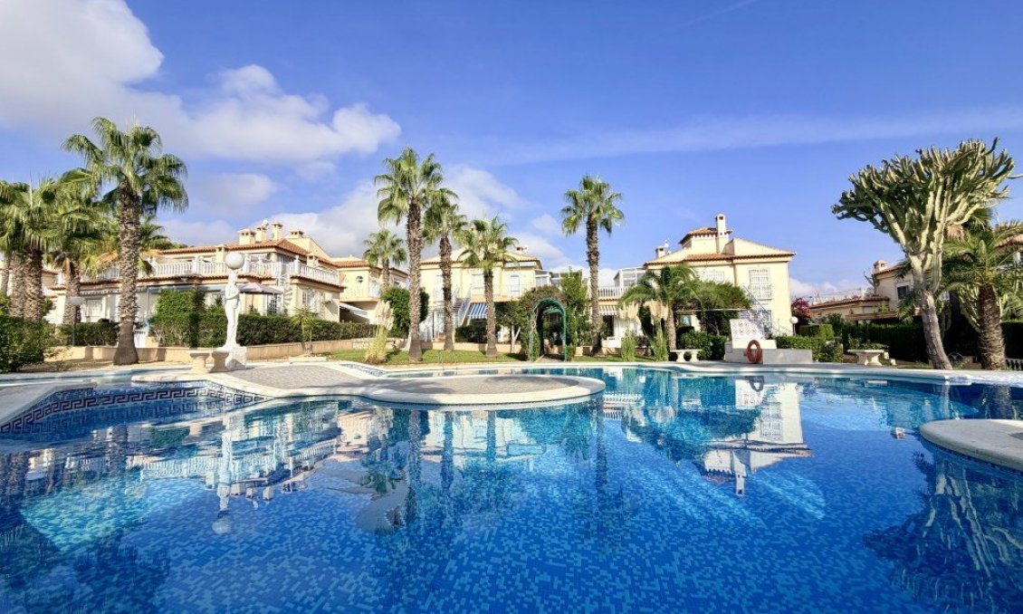 Segunda mano - Bungalow -
Torrevieja - Costa Blanca