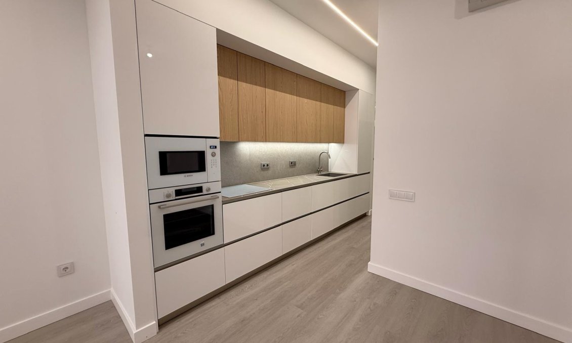Resale - Apartment -
Torrevieja - Playa del Cura