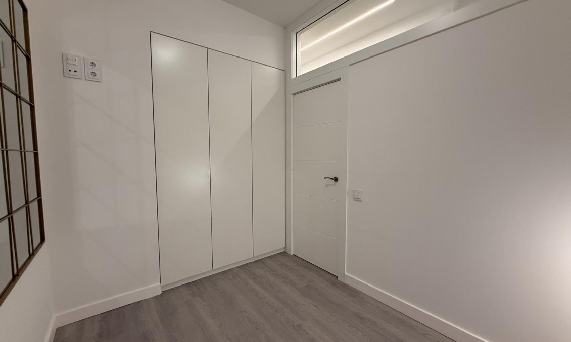 Resale - Apartment -
Torrevieja - Playa del Cura