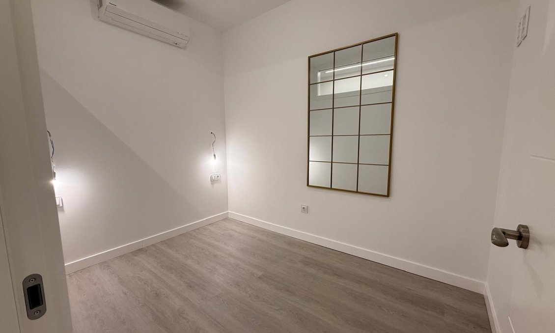 Resale - Apartment -
Torrevieja - Playa del Cura