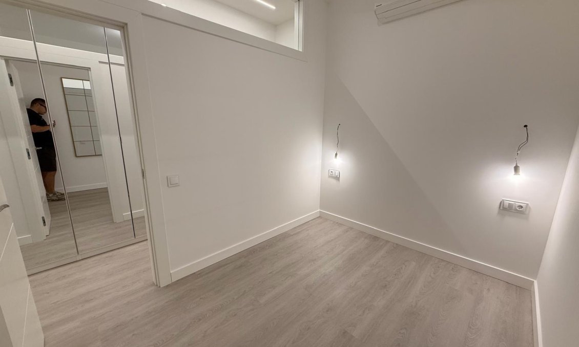 Resale - Apartment -
Torrevieja - Playa del Cura