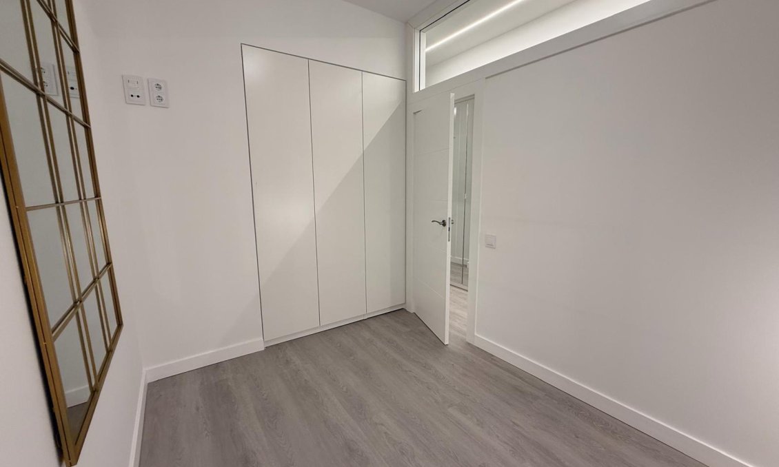 Resale - Apartment -
Torrevieja - Playa del Cura