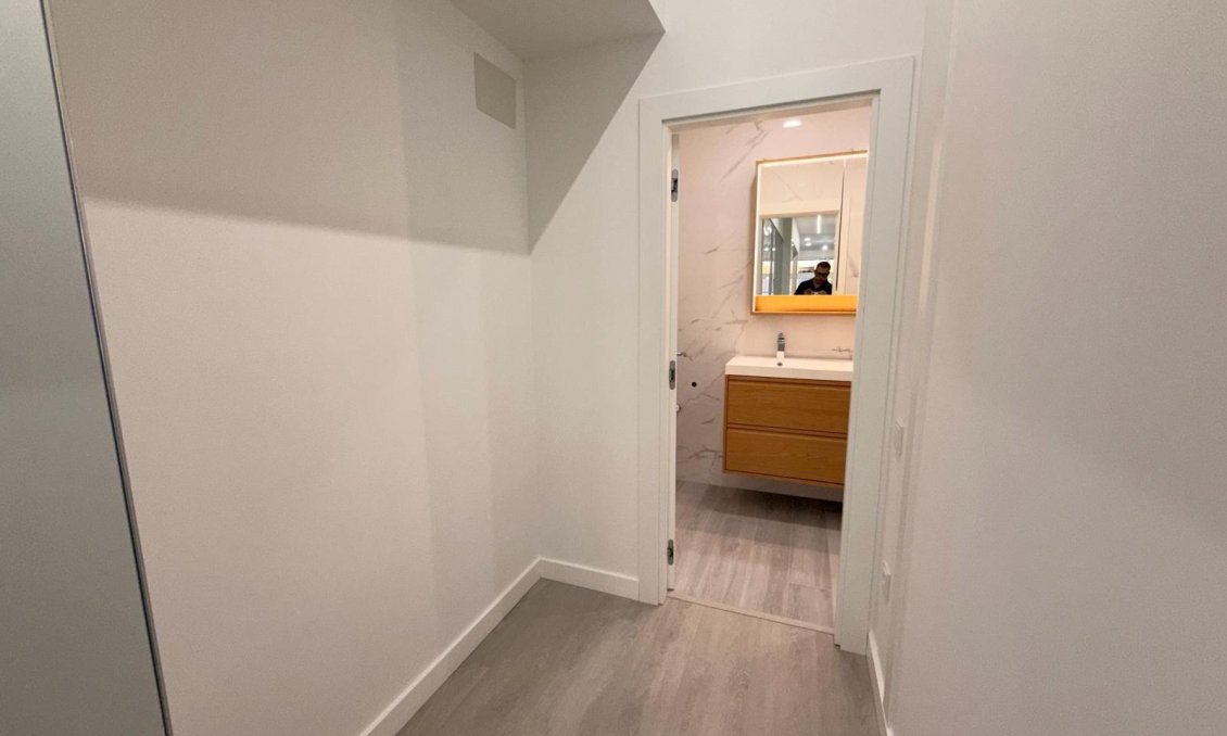 Resale - Apartment -
Torrevieja - Playa del Cura