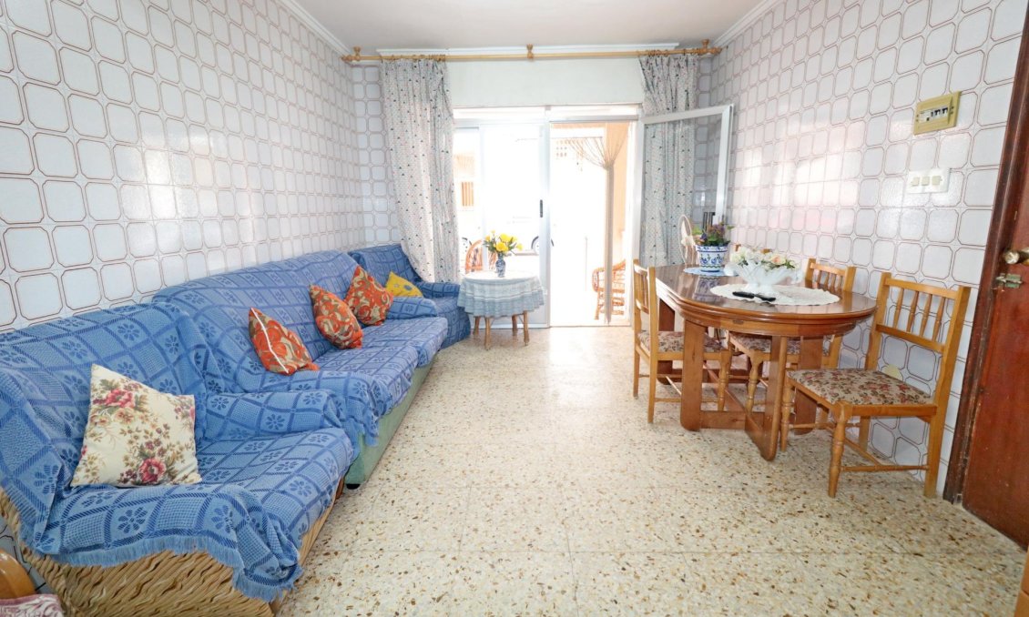 Segunda mano - Apartamento -
Torrevieja - La Mata Pueblo