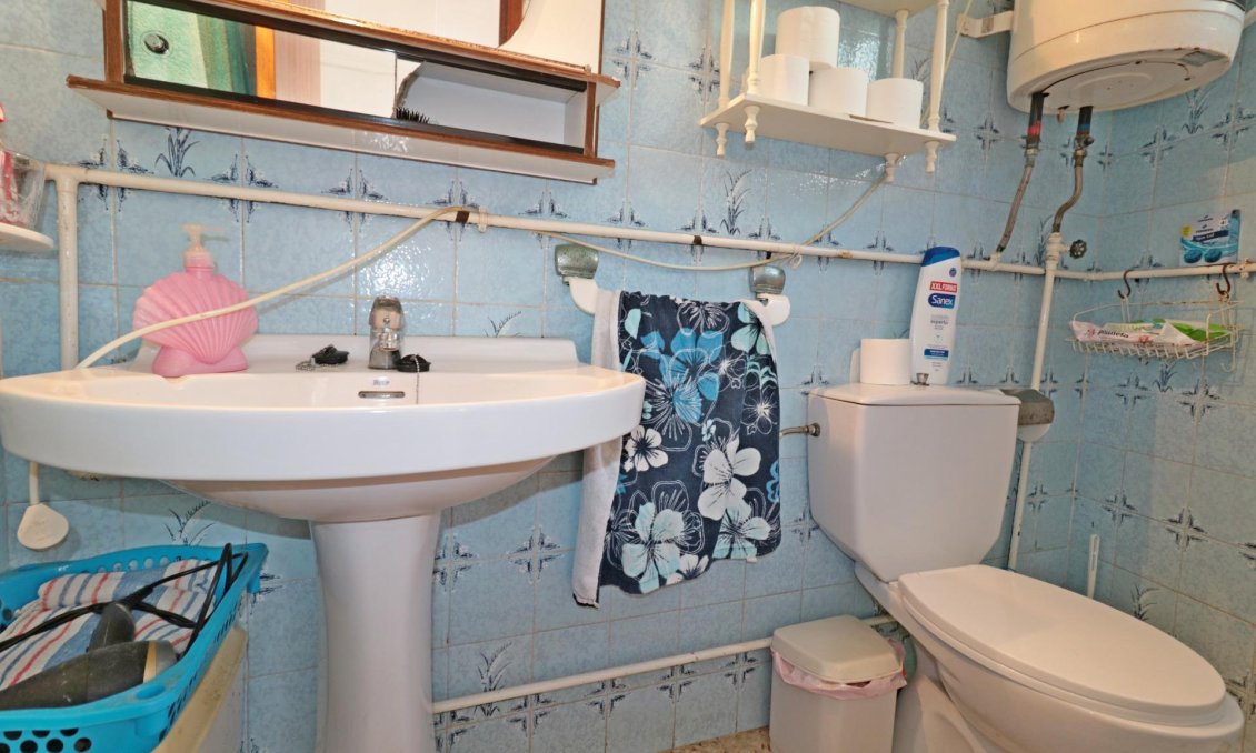 Segunda mano - Apartamento -
Torrevieja - La Mata Pueblo