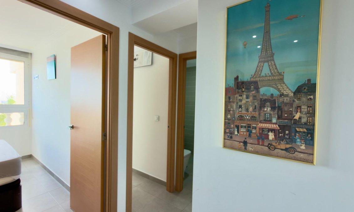 Segunda mano - Apartamento -
Guardamar del Segura - Urbanizaciones