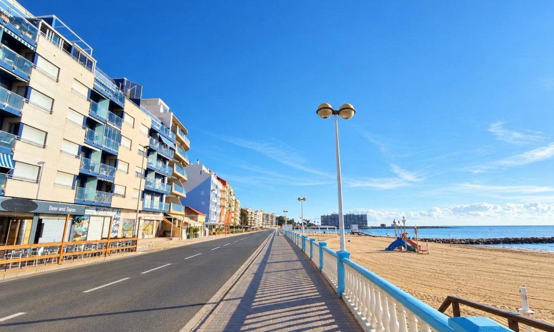Használt Ingatlanok - Tetőtéri lakás -
Torrevieja - Costa Blanca