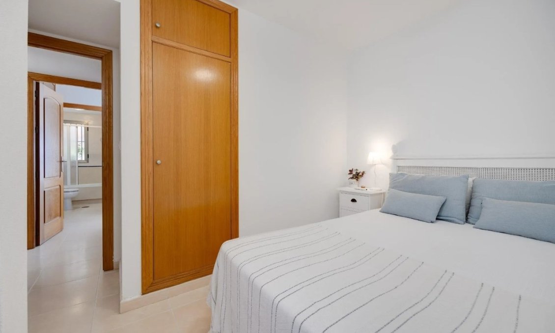 Használt Ingatlanok - Tetőtéri lakás -
Torrevieja - Costa Blanca