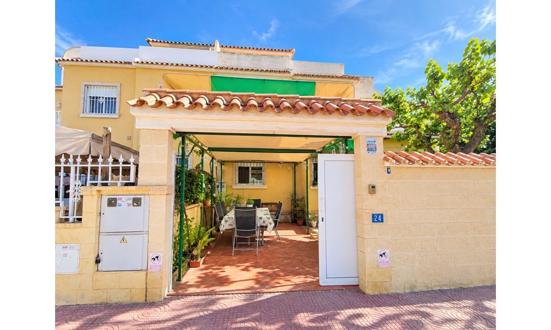 Segunda mano - Adosado -
Ciudad Quesada - Costa Blanca