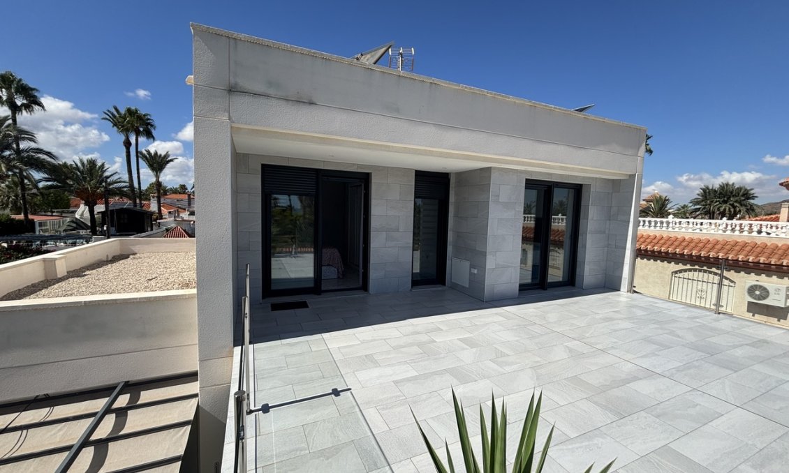 Segunda mano - Villa -
Los Urrutias - Costa Calida