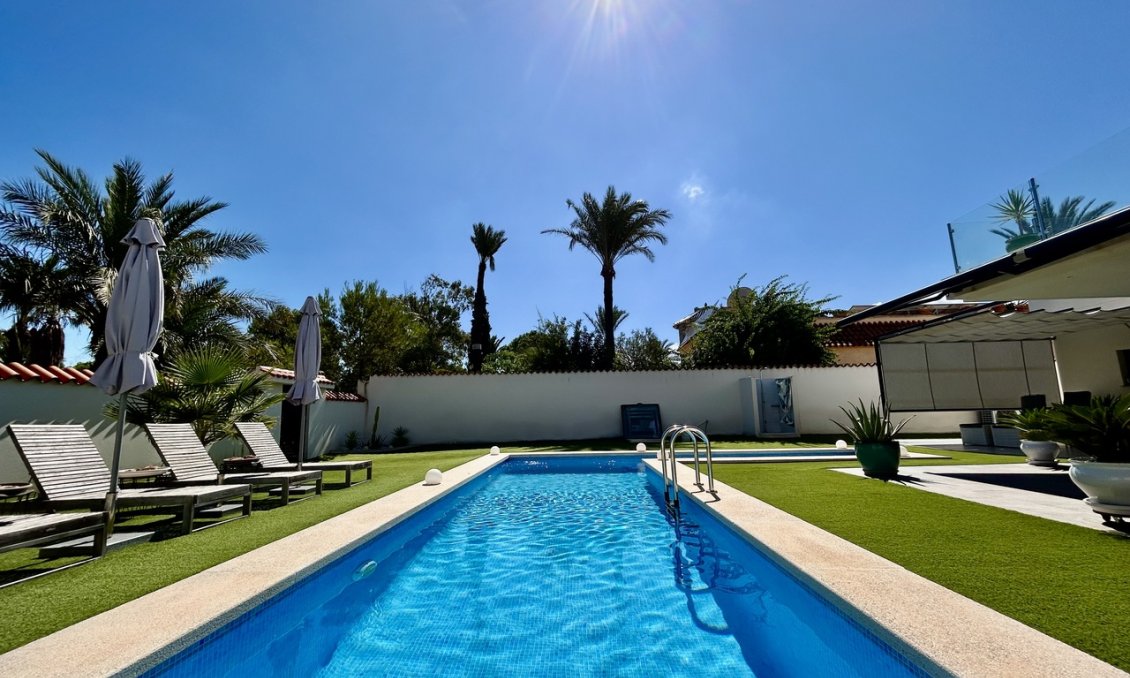 Segunda mano - Villa -
Los Urrutias - Costa Calida