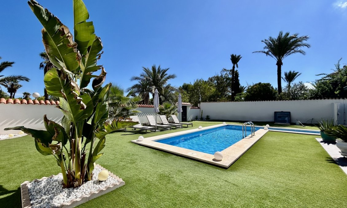Segunda mano - Villa -
Los Urrutias - Costa Calida