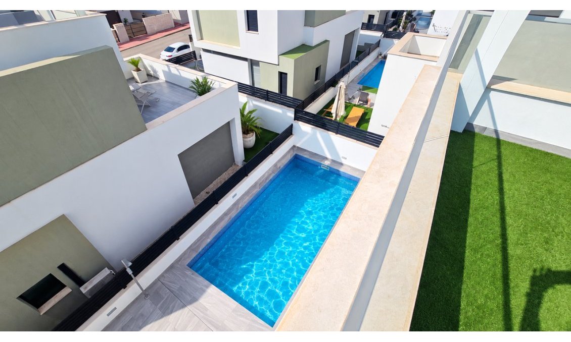 Segunda mano - Villa -
Villamartin - Costa Blanca