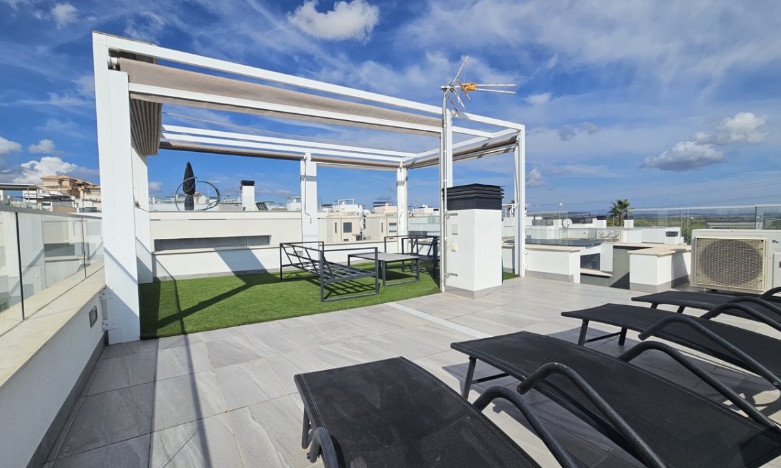 Segunda mano - Villa -
Villamartin - Costa Blanca