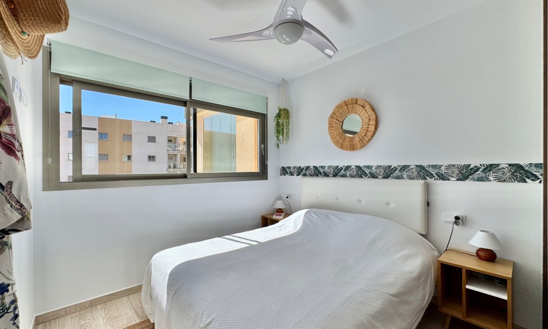 Segunda mano - Apartamento -
Orihuela - Inland