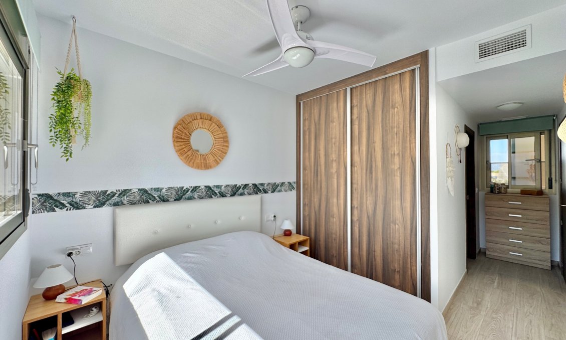 Segunda mano - Apartamento -
Orihuela - Inland