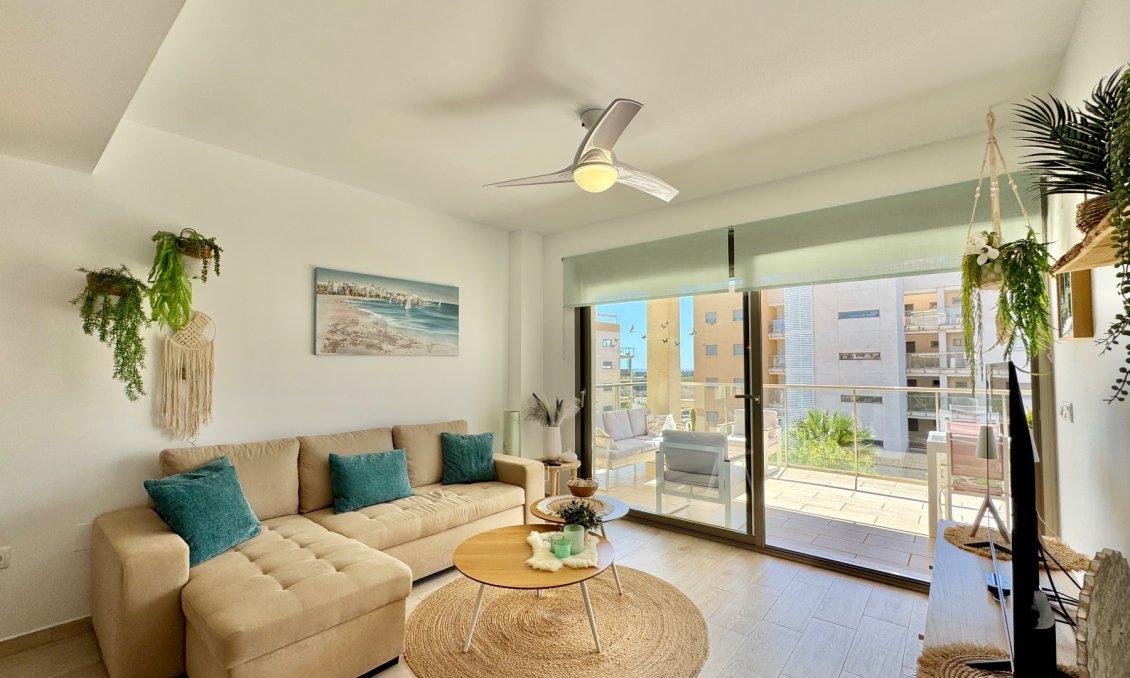 Segunda mano - Apartamento -
Orihuela - Inland