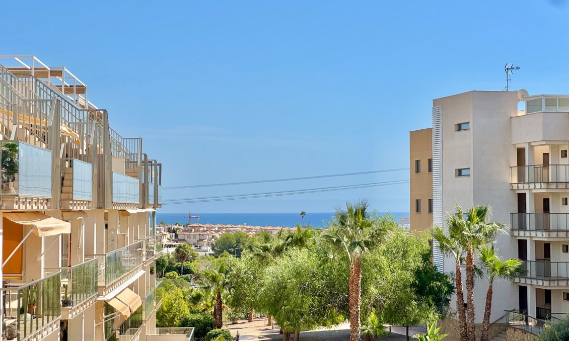 Segunda mano - Apartamento -
Orihuela - Inland